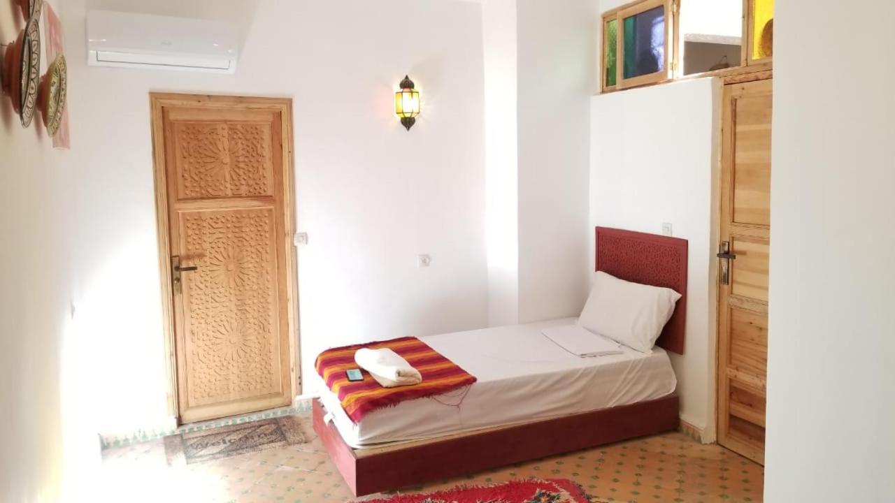 Albergue Dar Houda Fez Habitación foto